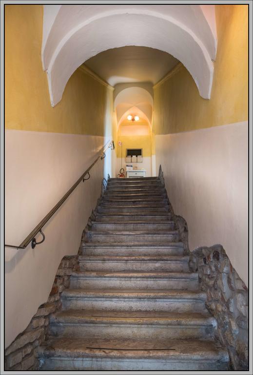 Fiori Sull'Acqua Apartments ペスキエーラ・デル・ガルダ エクステリア 写真